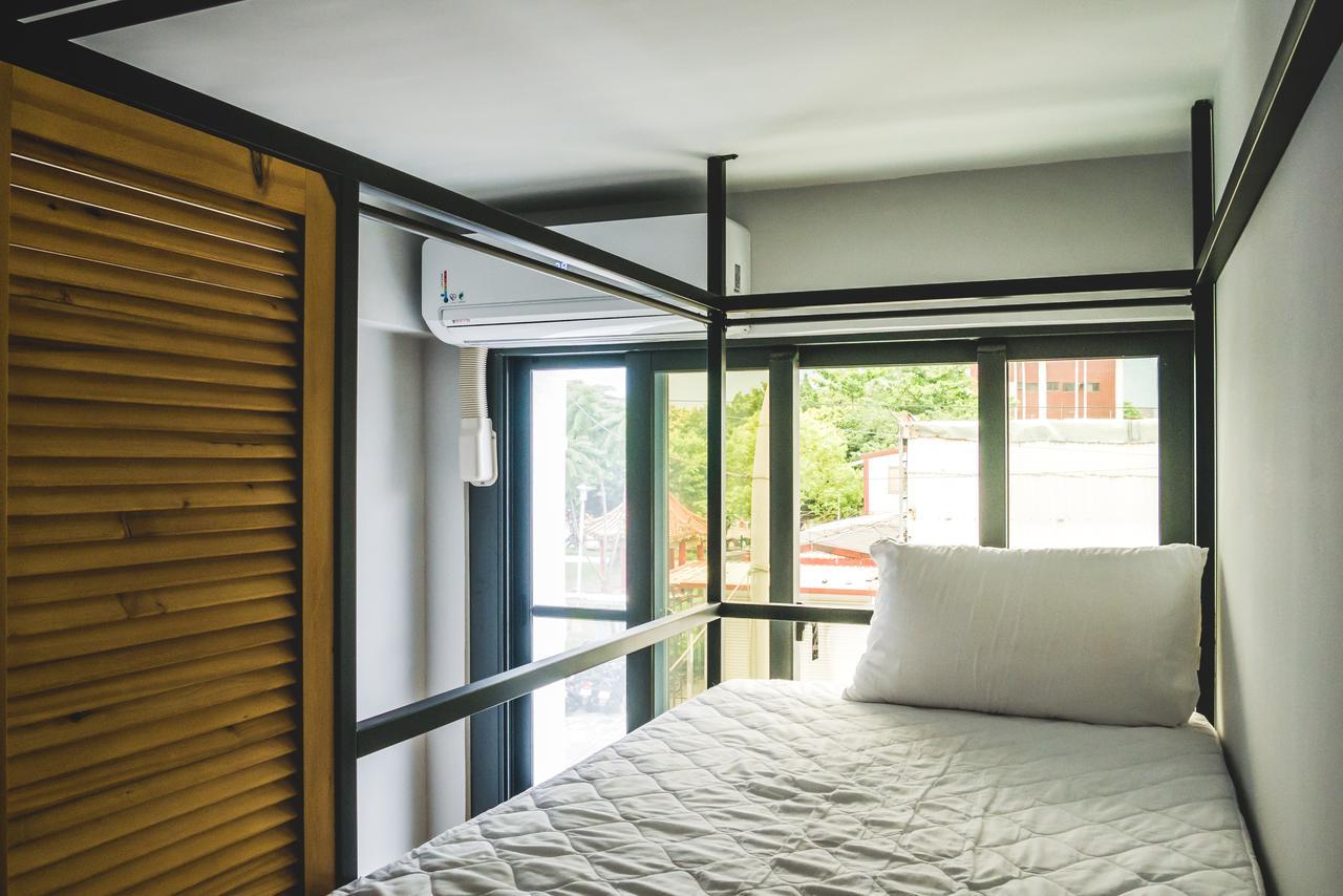 World Inn 窩二樓小客棧民宿 Hualien stad Exteriör bild
